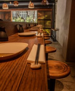 San-tõ Hand Roll Bar