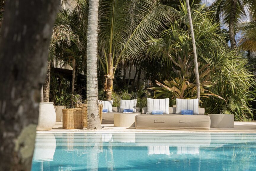 Jashita hotel swimming pool